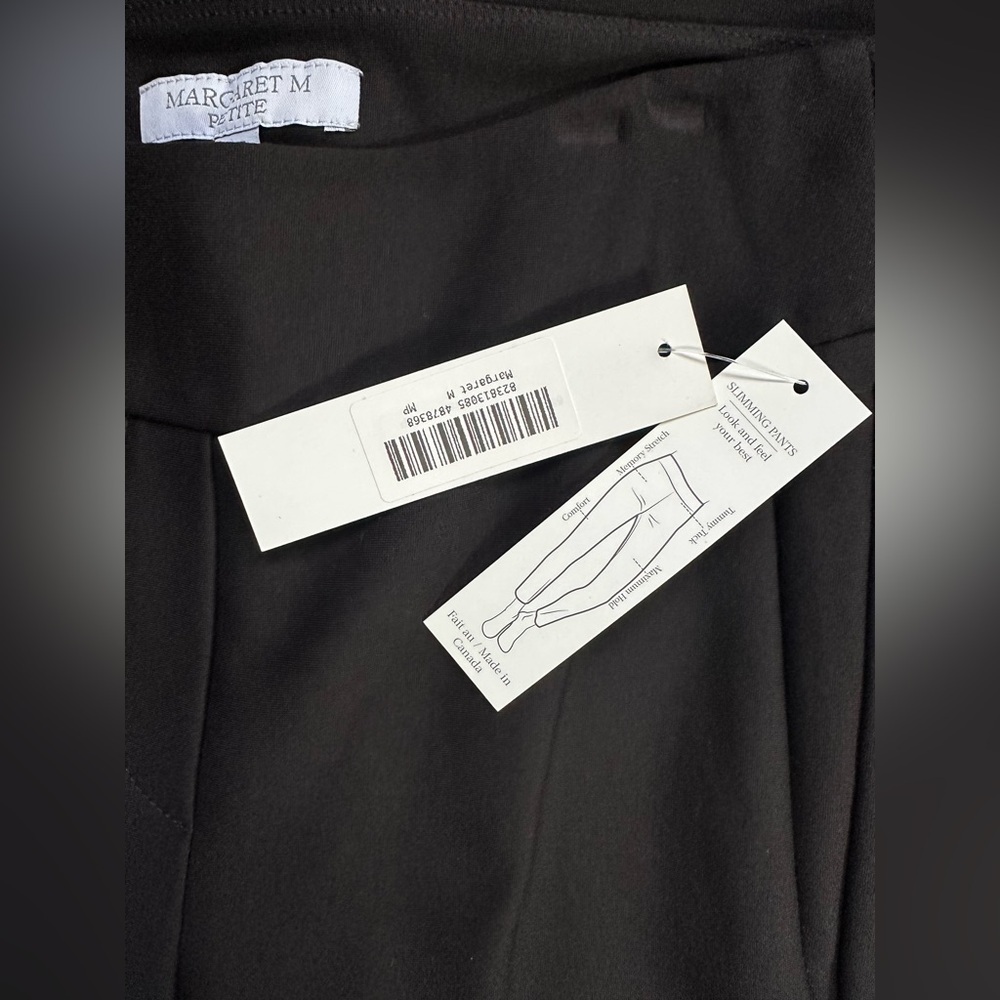 Margaret M Nova Ponte pant with side zipper pockets (27.5” inseam). Size MP. NWT - Picture 2 of 2